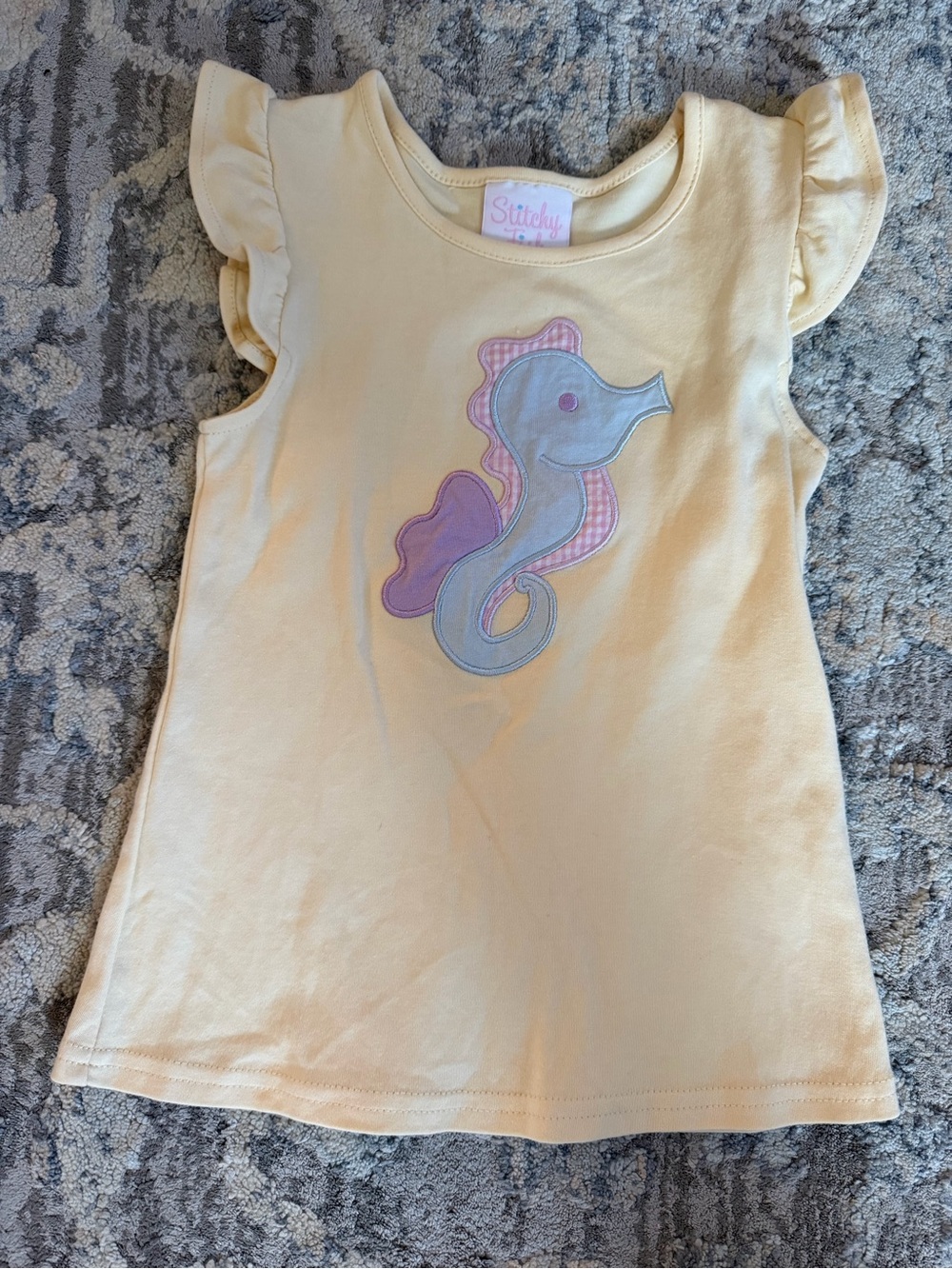 Stitchy Fish Girl 5 Seahorse Season Applique Yellow Ruffle Top/ Pink Short Set - Picture 5 of 16